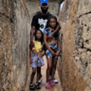 Meet your Posher, Dee